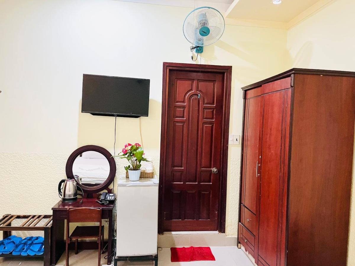 Khach San Xuan Quynh Hotel Да Лат Екстериор снимка