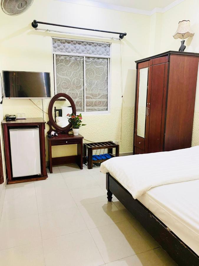 Khach San Xuan Quynh Hotel Да Лат Екстериор снимка